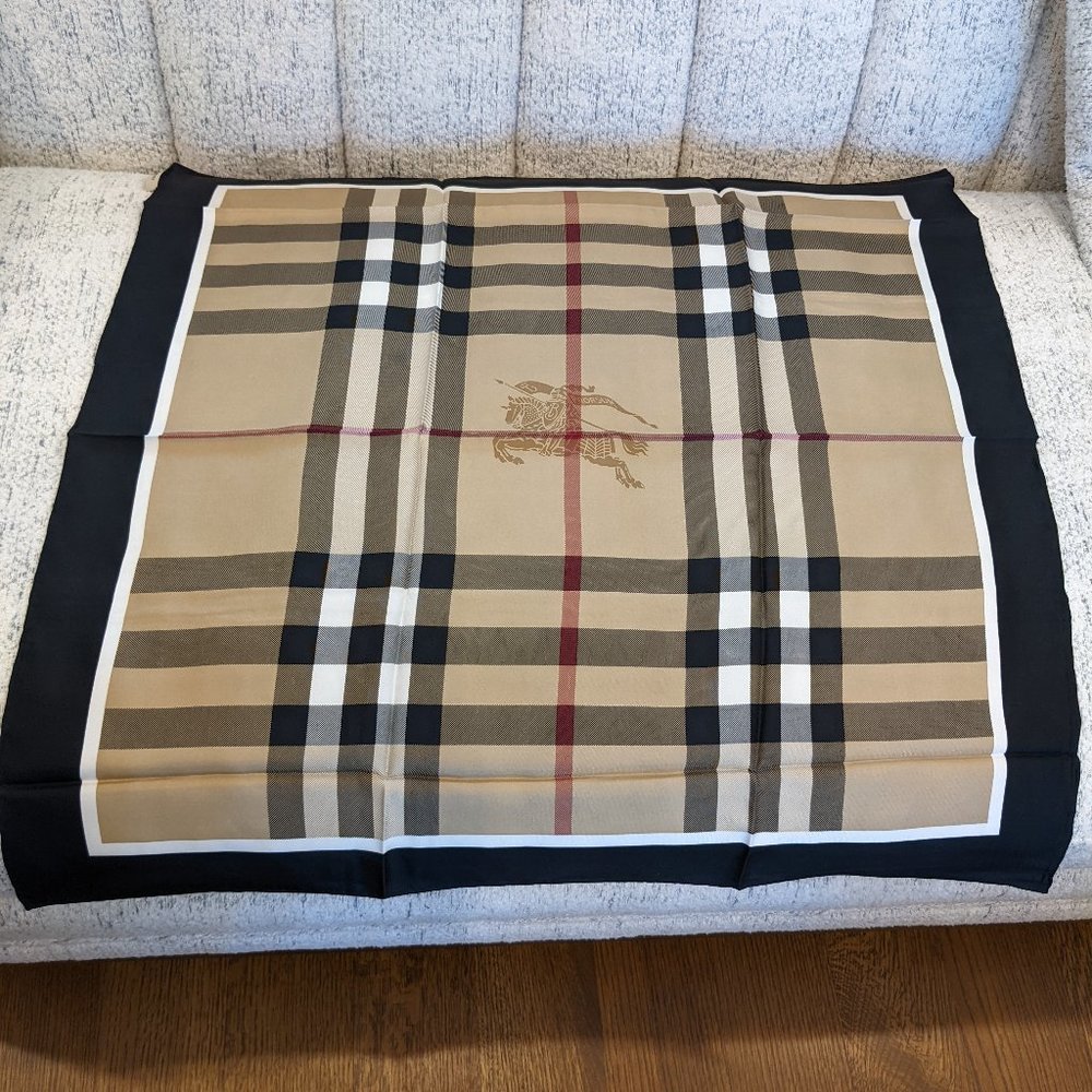 New Classic Beige Check Pattern Black Silk Scarf